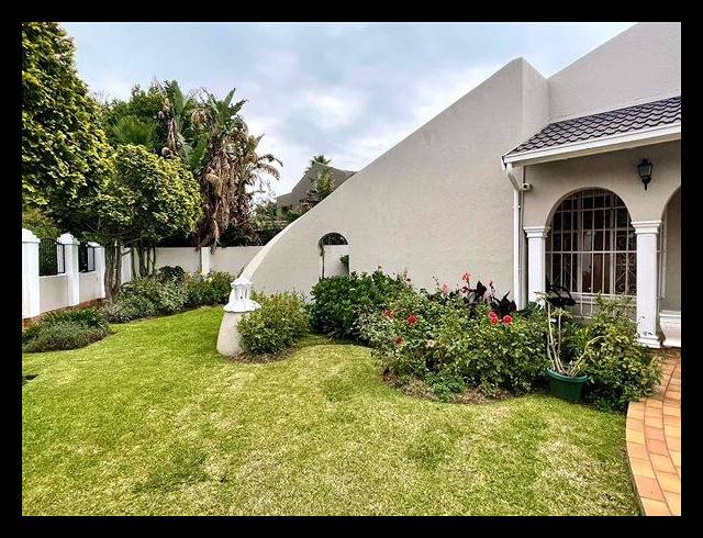 4 BEDROOM HOUSE FOR SALE IN ASTON MANOR